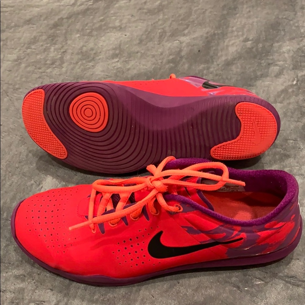 Nike red shoes 7.5